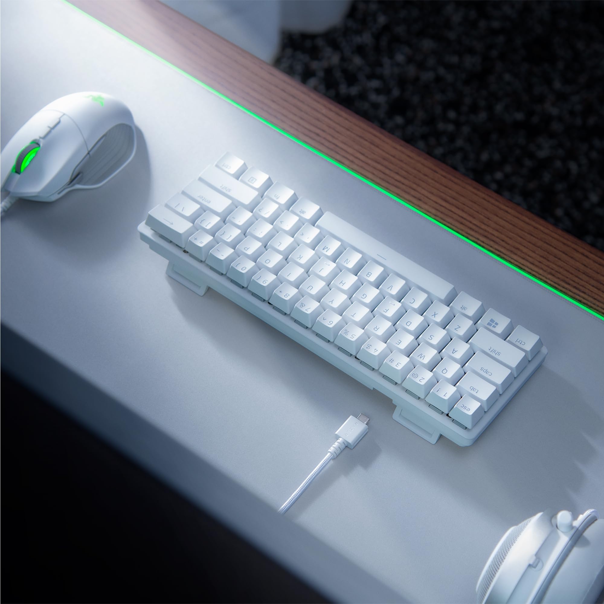 razer-huntsman-mini-switches-violet-clicky-clavier-gaming-m-canique-compact-60-o image 8