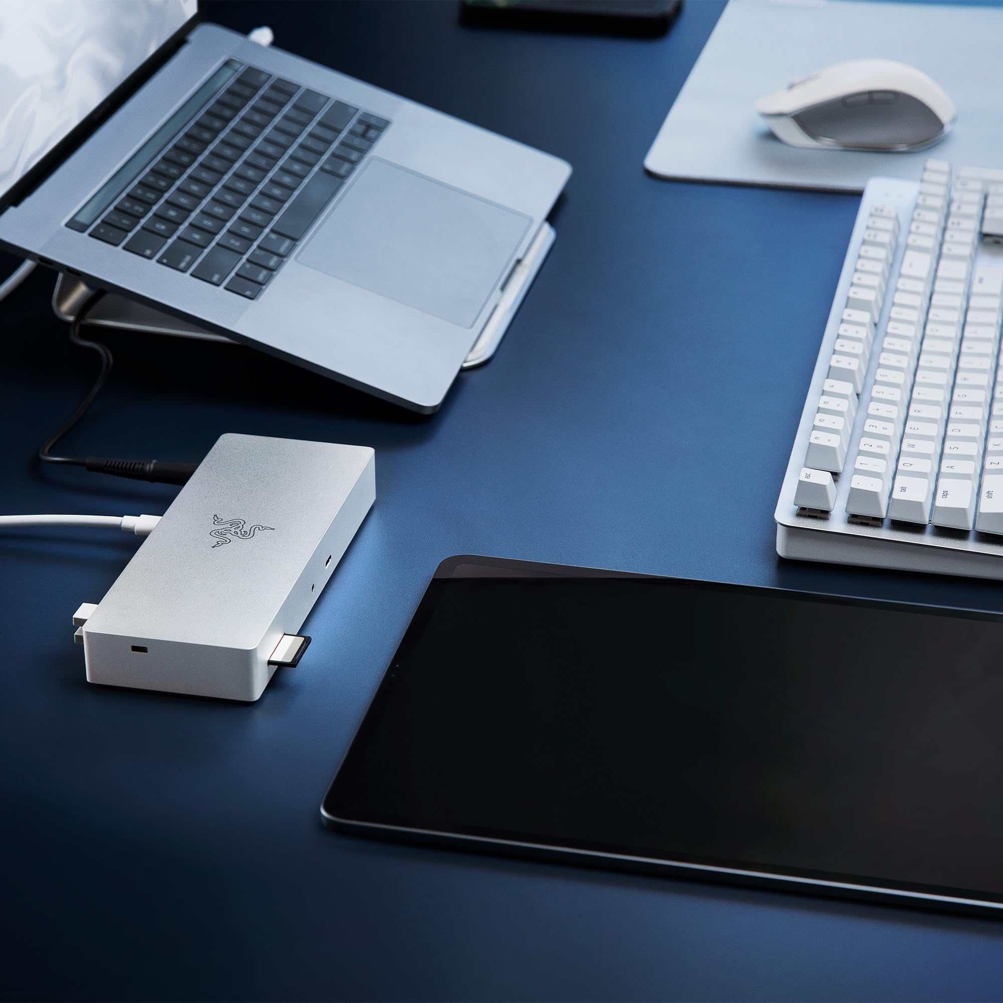 razer-station-d-accueil-thunderbolt-4-dock-10-en-1-pour-mac-et-windows-double-cr image 7