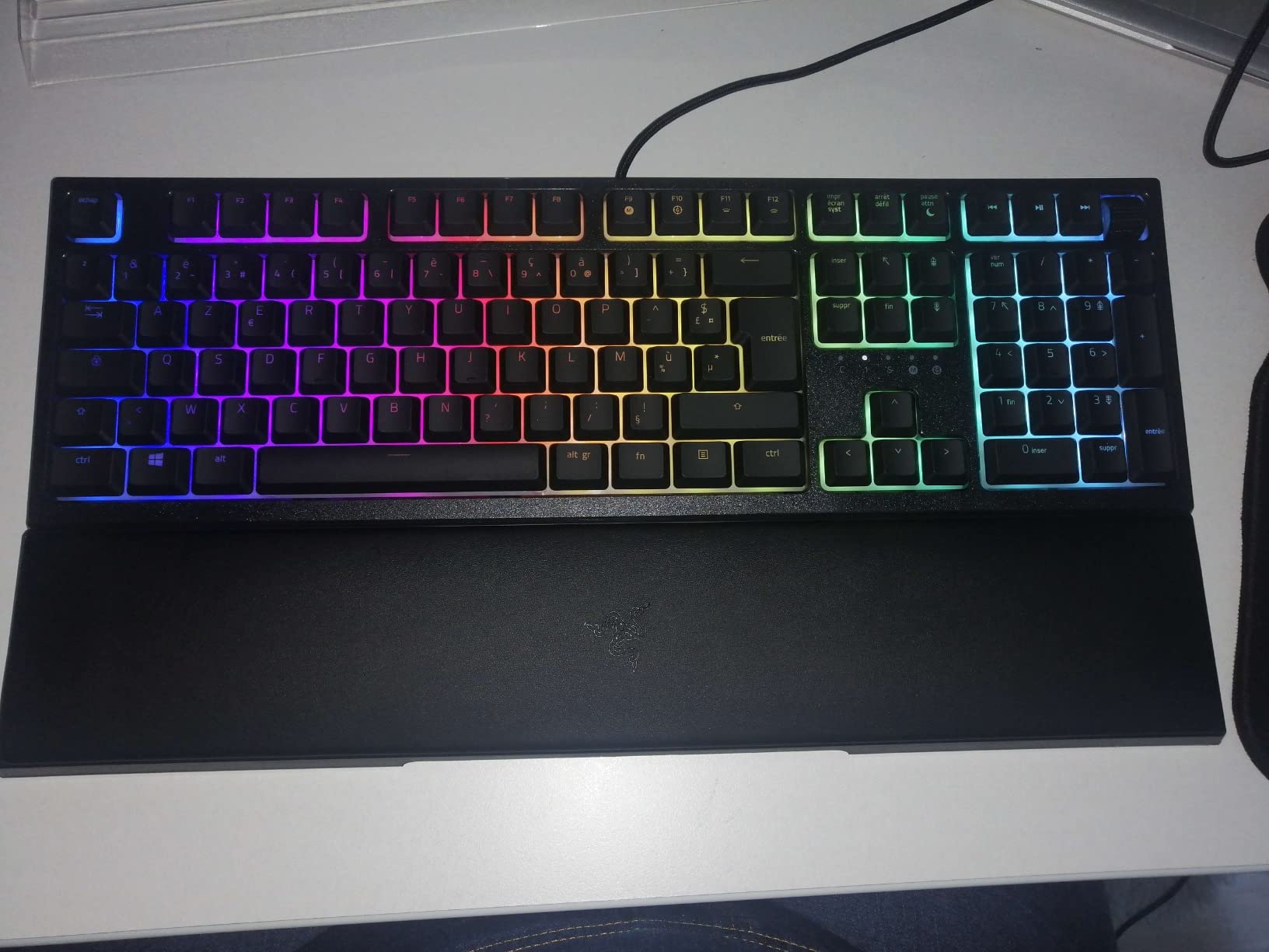 Excellent pour le bureau et le jeu