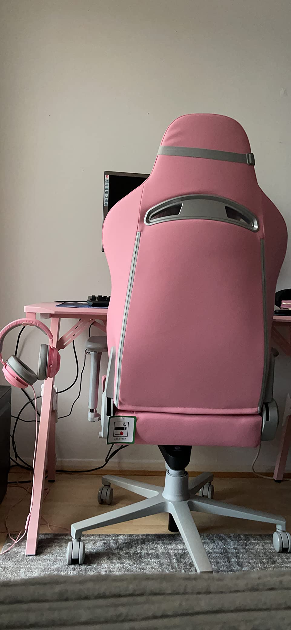 Très bonne chaise, montage long
