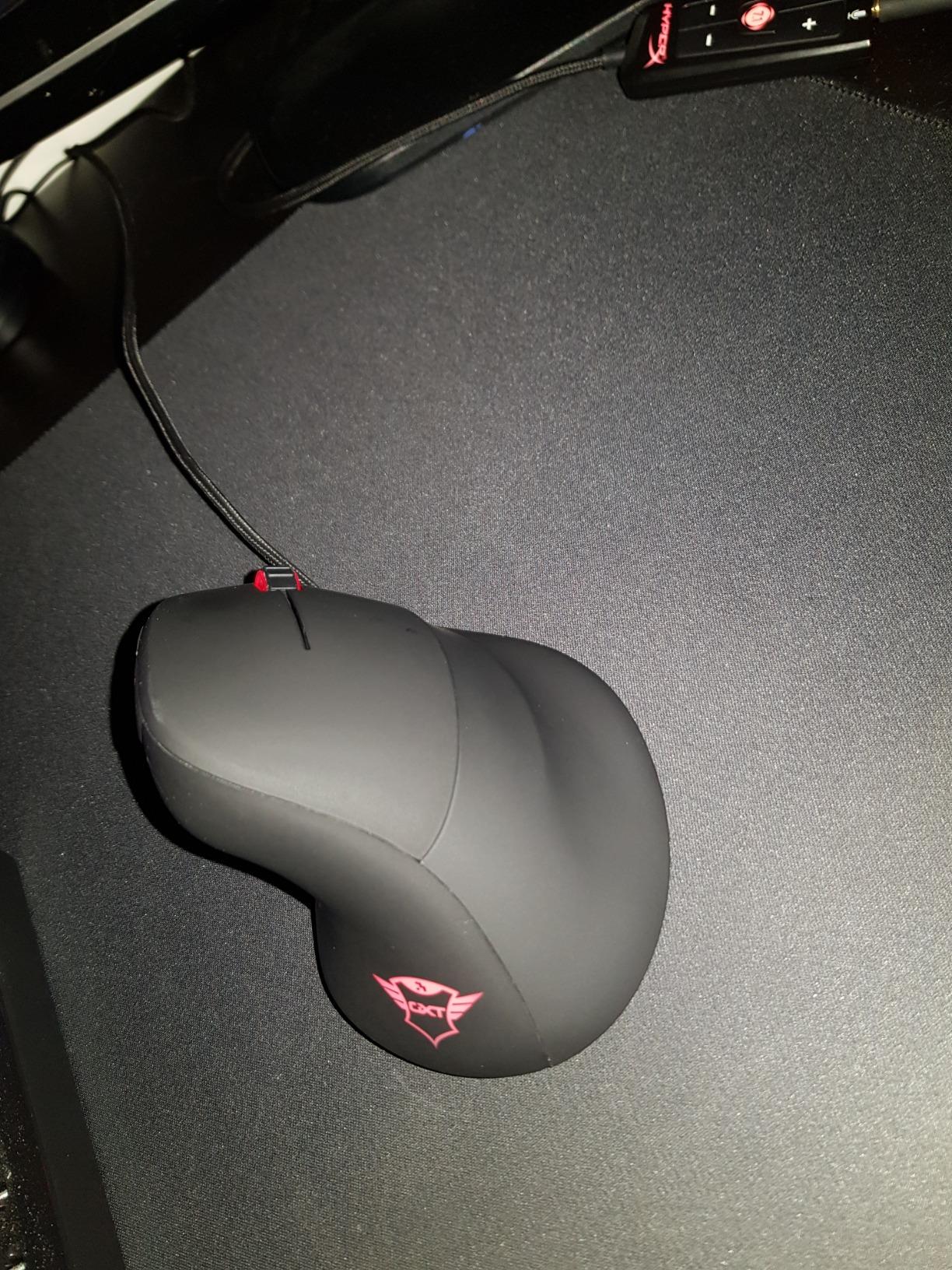 Bonne ergonomie, sensibilité moyenne